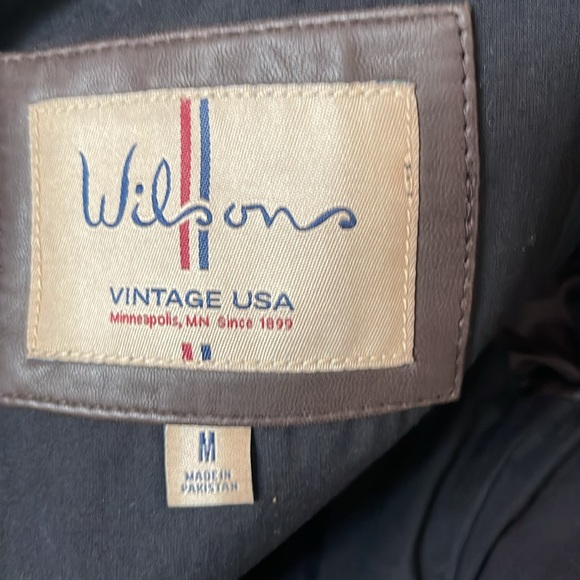 NWT vantage USA genuine leather jacket. Brand new Never used.size medium. - Picture 13 of 13